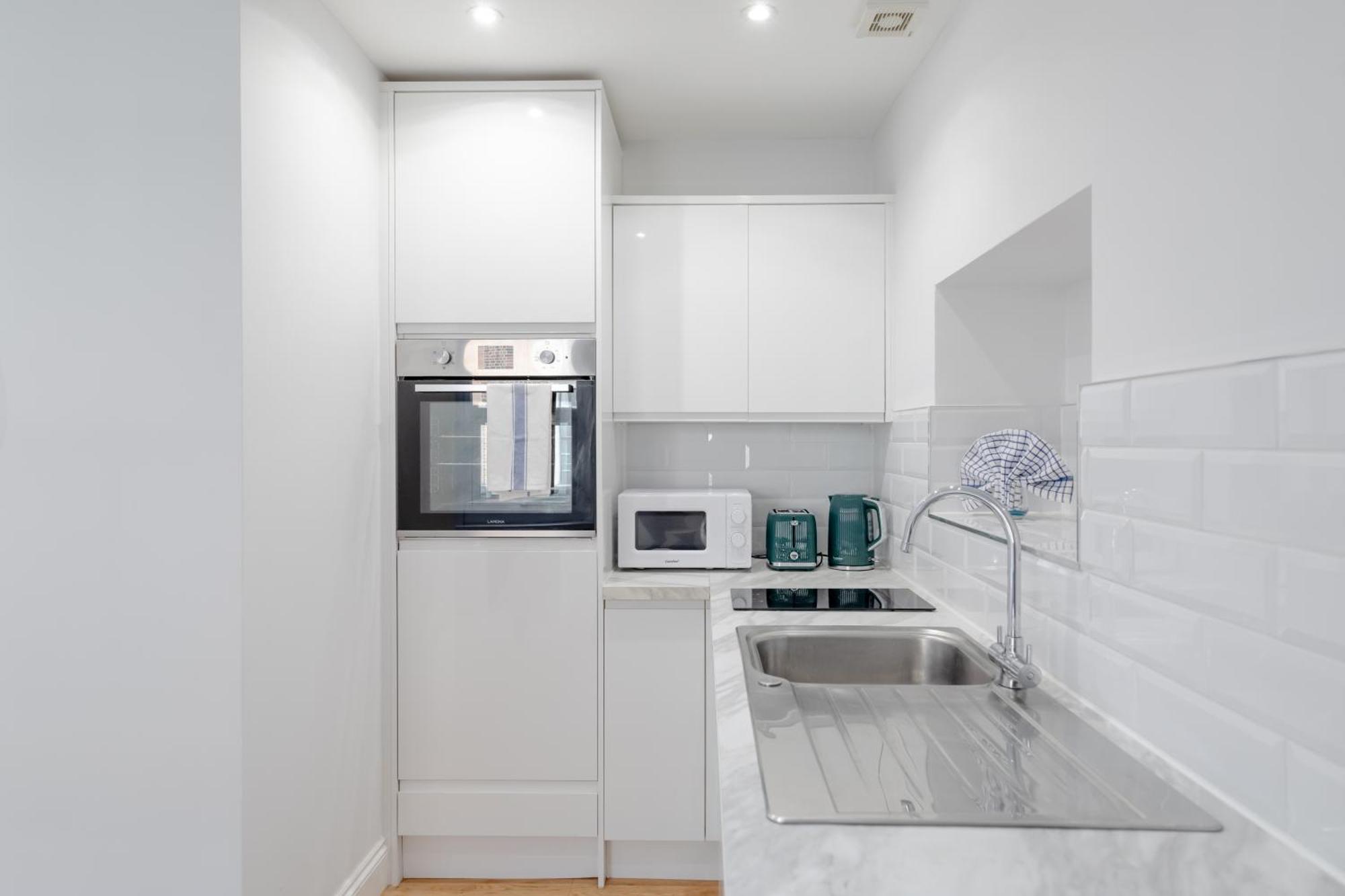 Hafh In Paddington - Double Studio 3 Лондон Экстерьер фото