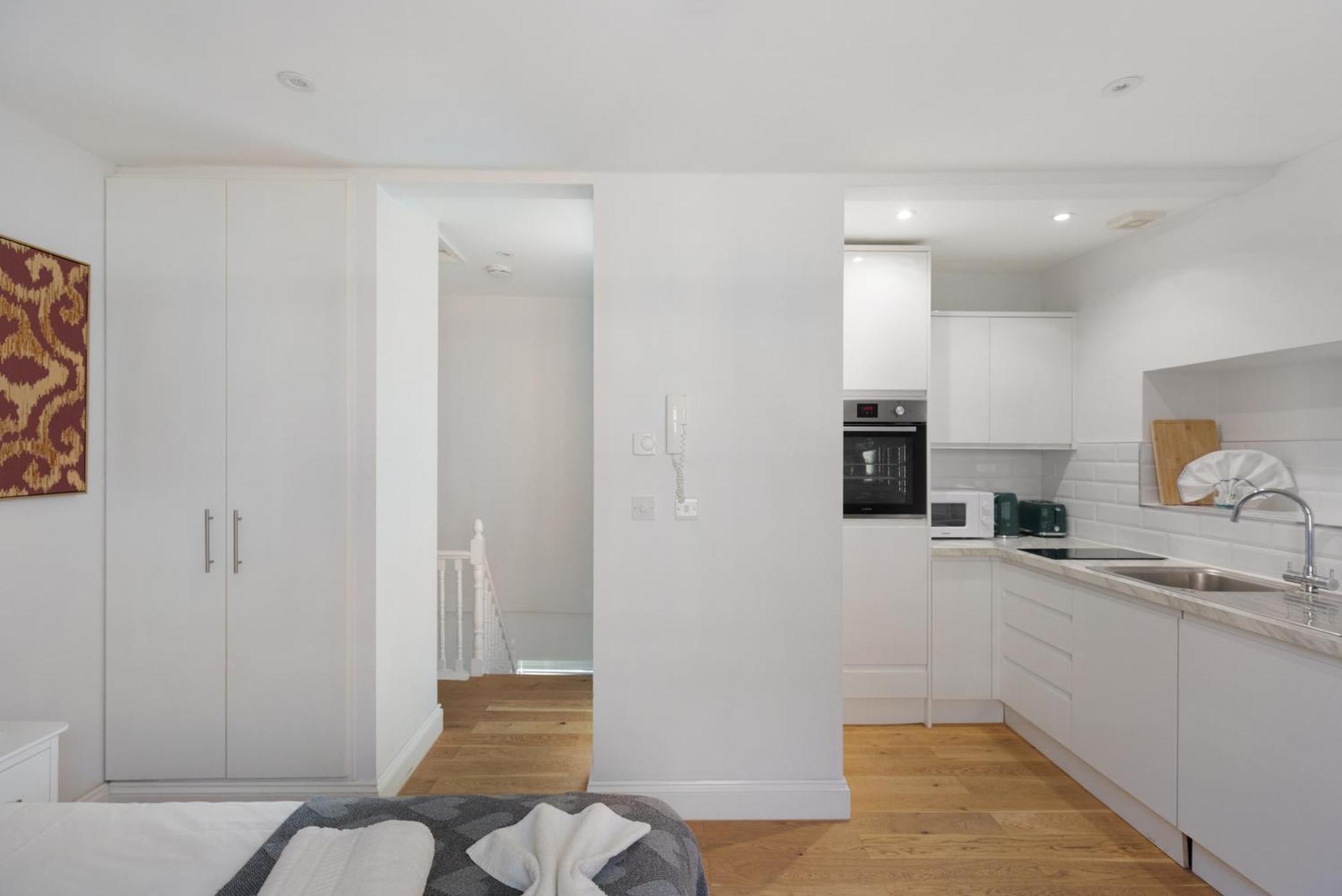 Hafh In Paddington - Double Studio 3 Лондон Экстерьер фото